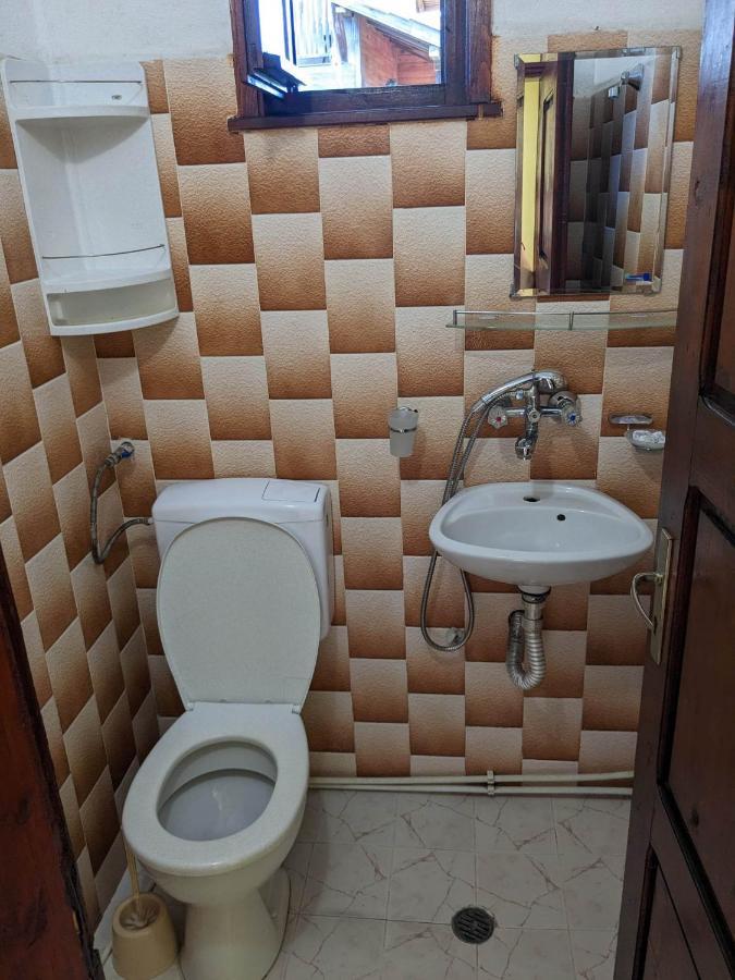 Цвета Hotell Sinemoretz Exteriör bild